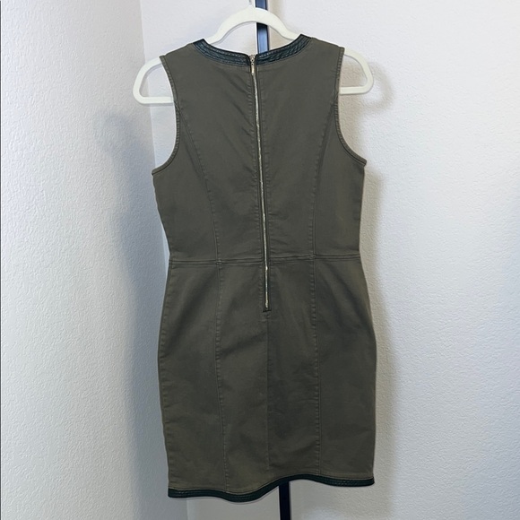 WHITE HOUSE BLACK MARKET Stylish Olive Green Sleeveless Dress - Picture 2 of 8